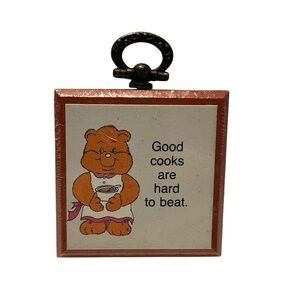 Mini Bear Plaque Good Cooks are hard to beat.